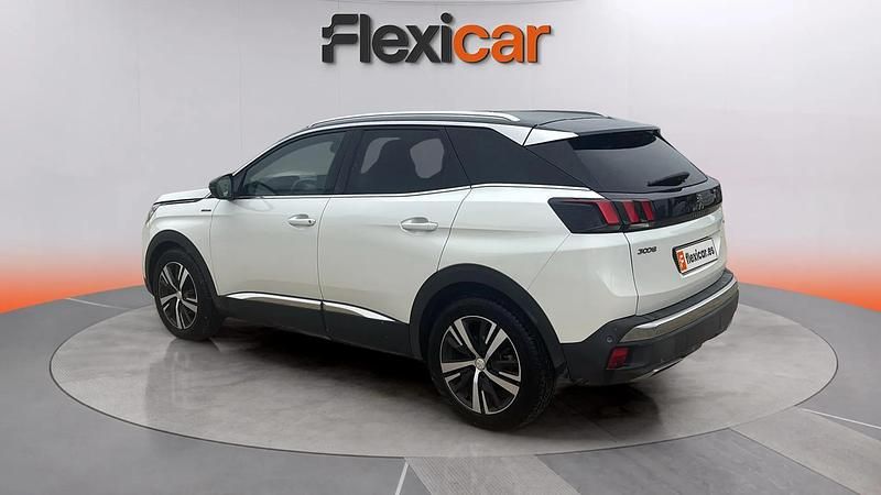 Usado Peugeot 3008 Allure 131 CV (96 kW) 2019 Blanco SUV