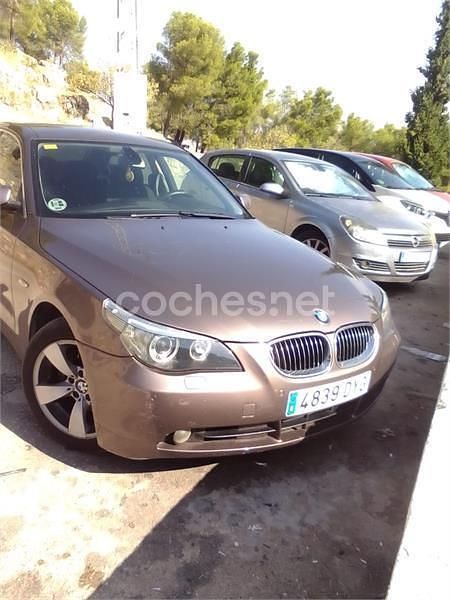 Beige Usado 2006 BMW 530 Berlina | 6500 € (Buen precio) - Imagen 1/4
