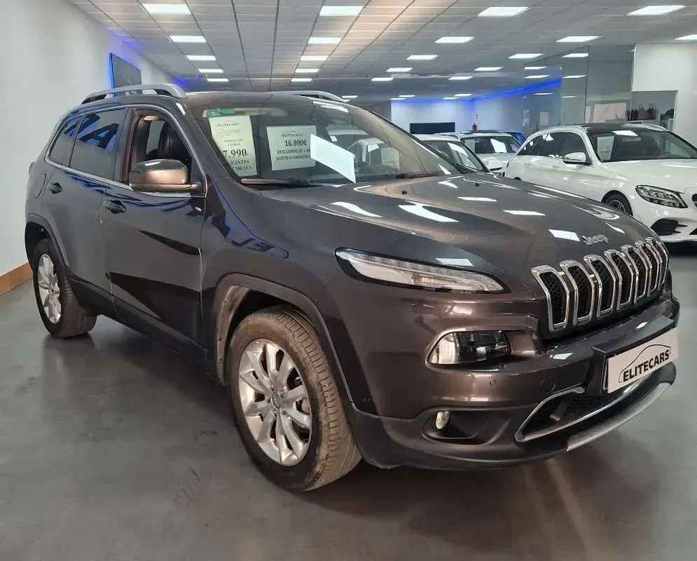 Usado Jeep Cherokee Limited 200 CV (147 kW) 2017 Gris SUV