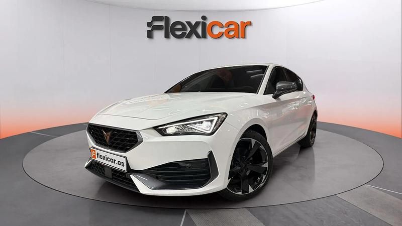 Begagnad Cupra Leon 150 HK (110 kW) 2024 Vit Sedan