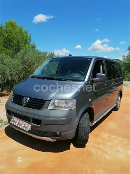 Usado VW Multivan PanAmericana 130 CV (95 kW) 2008 Gris / plata Van