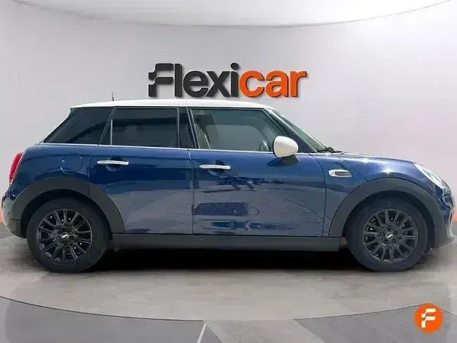 Usado Mini Cooper D 116 CV (85 kW) 2018 Azul Utilitario