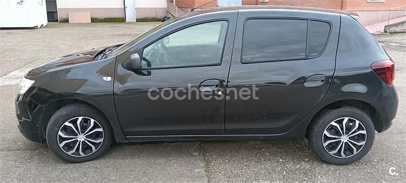 Usado Dacia Sandero Ambiance 75 CV (55 kW) 2018 Negro Berlina
