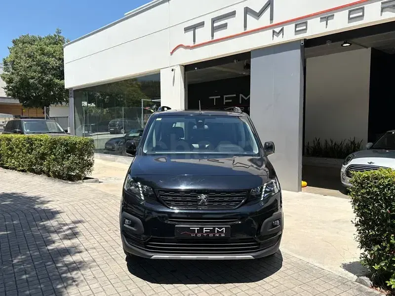 Usado Peugeot Rifter GT-line 130 CV (95 kW) 2019 Negro Monovolumen