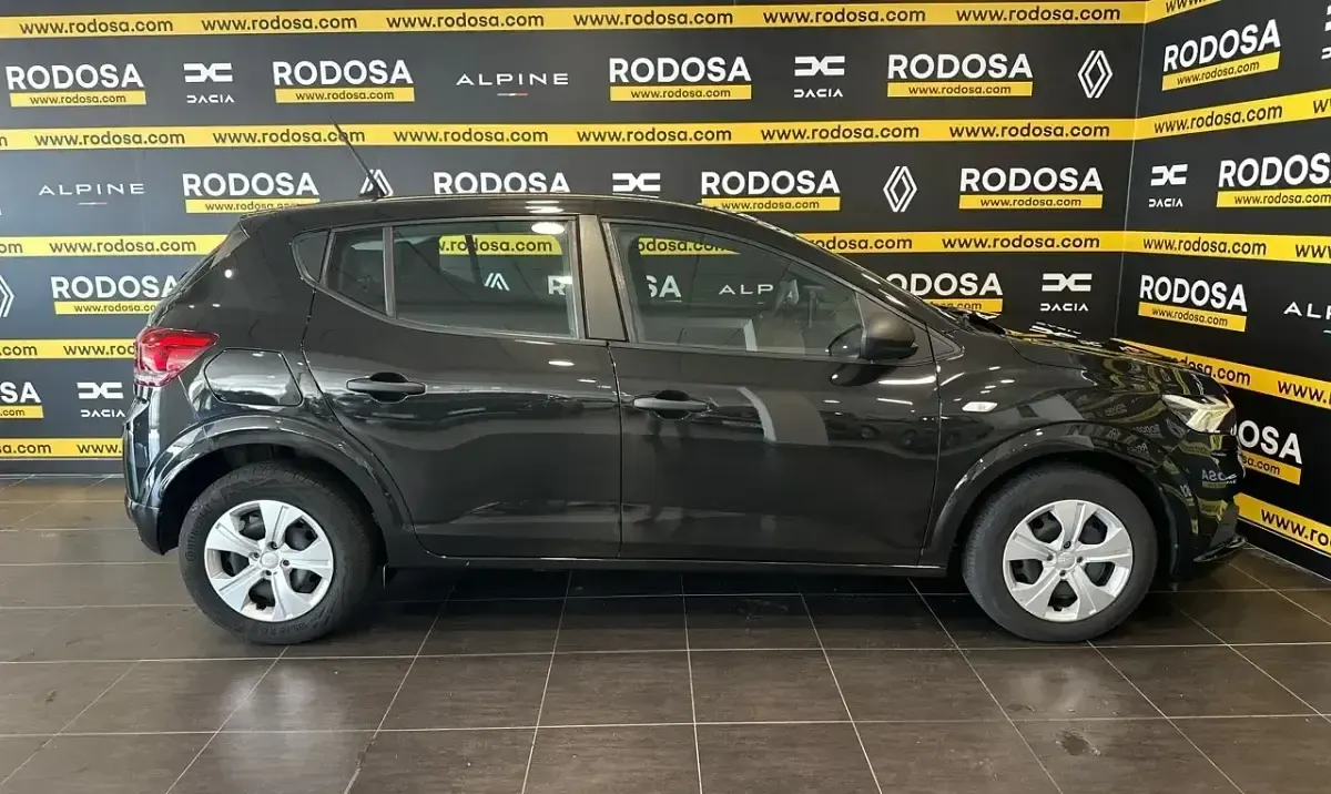 Usado Dacia Sandero Essentiel 91 CV (66 kW) 2023 Otro Berlina