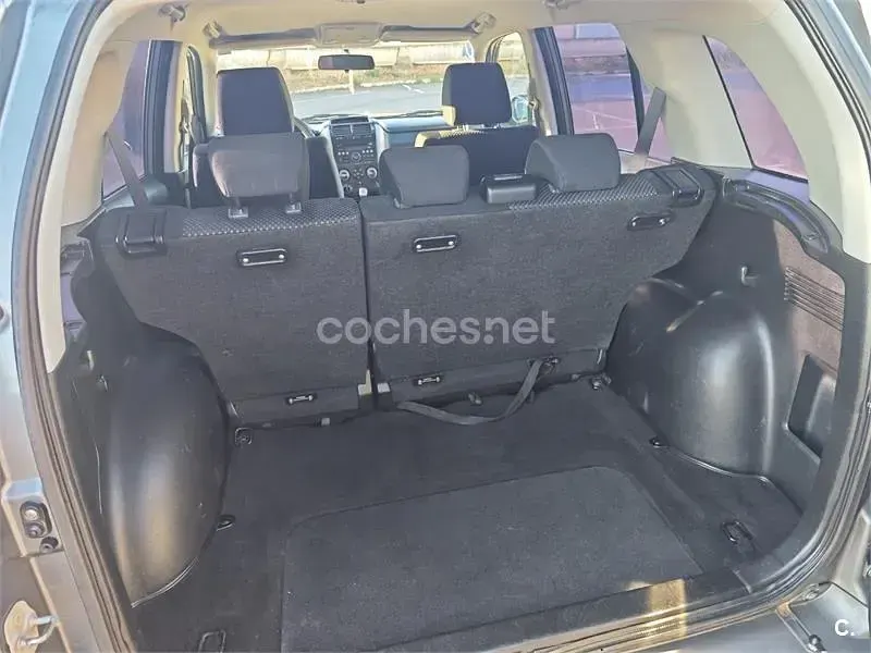 Usado Suzuki Grand Vitara 129 CV (94 kW) 2006 Gris / plata SUV