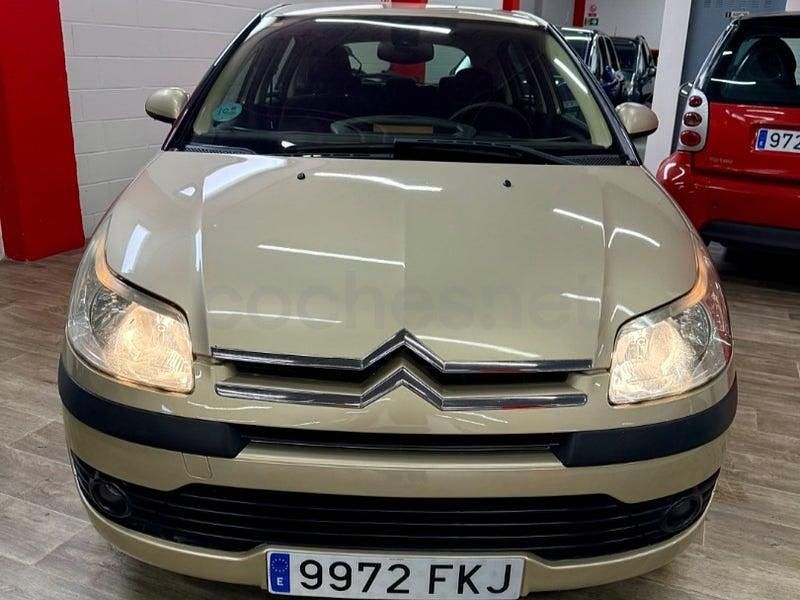 Usado Citroën C4 110 HP (80 kW) 2007 Bege Sedan