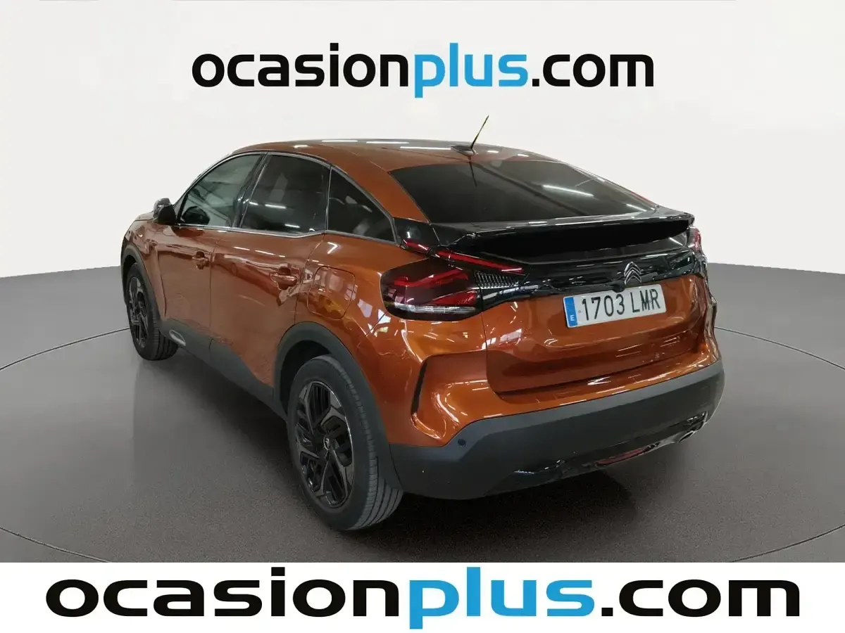 Usado Citroën C4 Shine 130 CV (95 kW) 2021 Rojo SUV