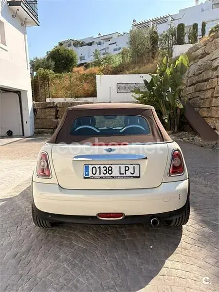 Usado Mini Cooper Cabriolet 116 CV (85 kW) 2009 Beige Descapotable