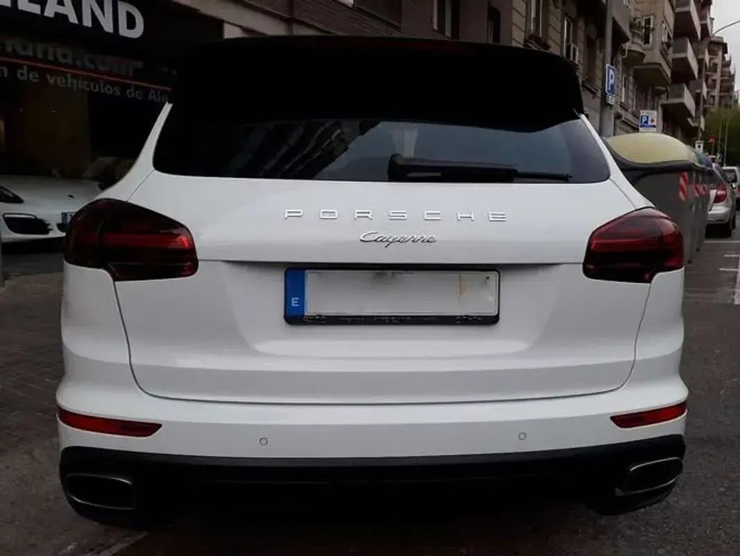 Usado Porsche Cayenne Diesel 262 CV (192 kW) 2015 Blanco SUV
