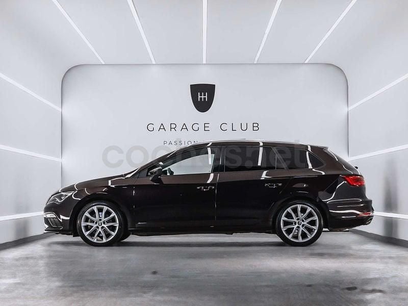 Usado Seat Leon FR 184 CV (135 kW) 2017 Marrón Familiar