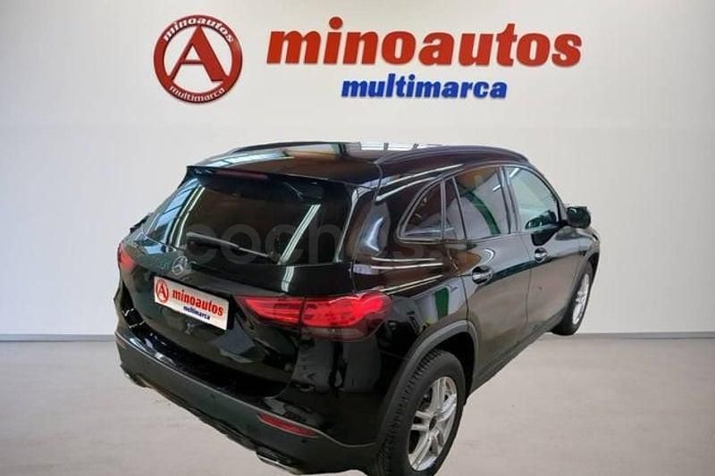 Usado Mercedes GLA200 150 CV (110 kW) 2022 Negro SUV
