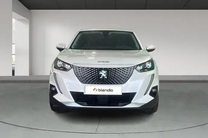 Usado Peugeot e-2008 Allure 100 kW (136 CV) 2021 SUV