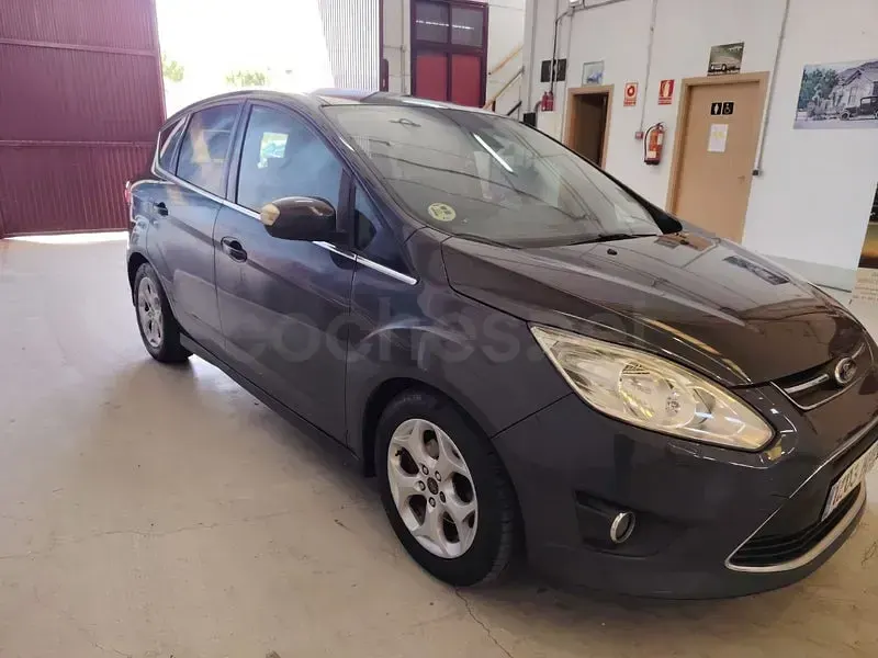 Usado Ford C-MAX Trend 95 CV (69 kW) 2011 Gris / plata Monovolumen