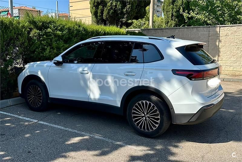 Usado VW Tiguan Life 150 CV (110 kW) 2024 Blanco SUV