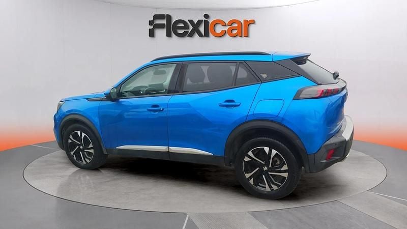 Usado Peugeot 2008 Allure 131 CV (96 kW) 2021 Azul SUV