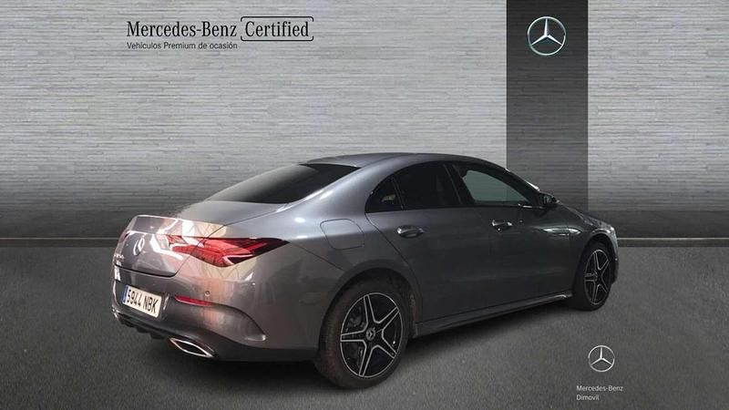 Usado Mercedes CLA250e 218 CV (160 kW) 2025 Gris Coupe