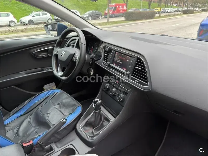 Usado Seat Leon ST FR 150 CV (110 kW) 2014 Azul Familiar