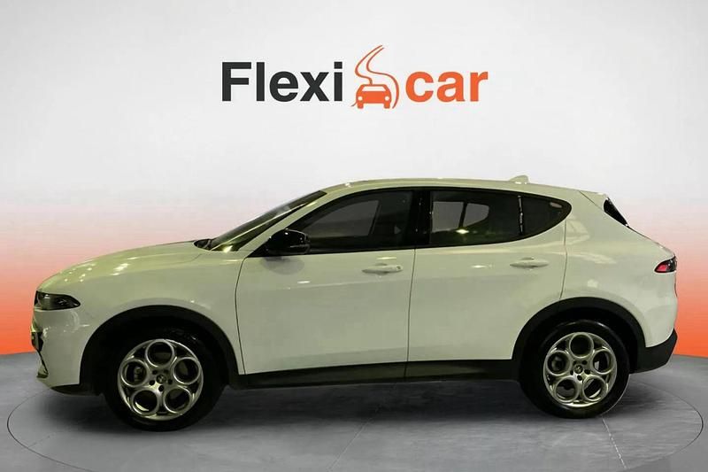 Usado Alfa Romeo Tonale Sprint 131 CV (96 kW) 2023 Blanco SUV
