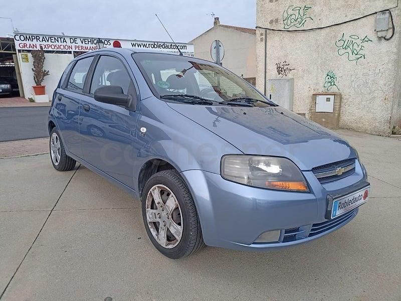 Usado Chevrolet Kalos SE 72 CV (52 kW) 2007 Azul Berlina