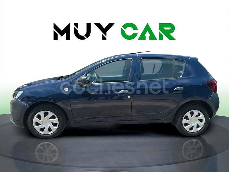 Usado Dacia Sandero Acces 73 CV (53 kW) 2020 Azul Berlina