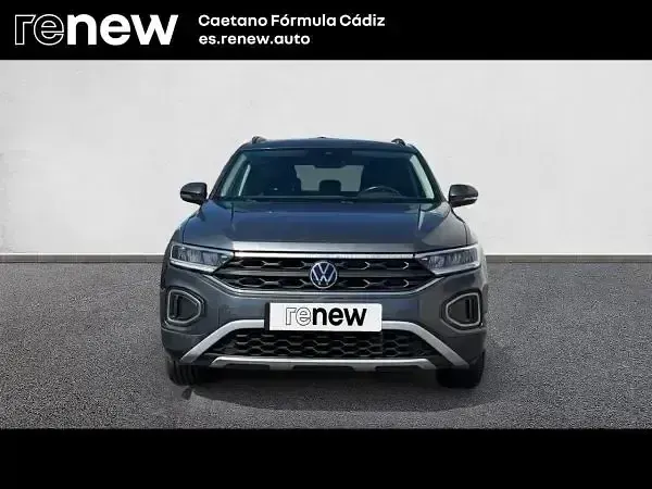 Usado VW T-Roc Life 110 CV (80 kW) 2022 Gris SUV