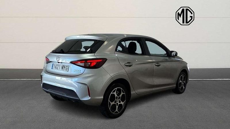 Usado MG MG3 Luxury 197 CV (144 kW) 2025 Plateado Utilitario