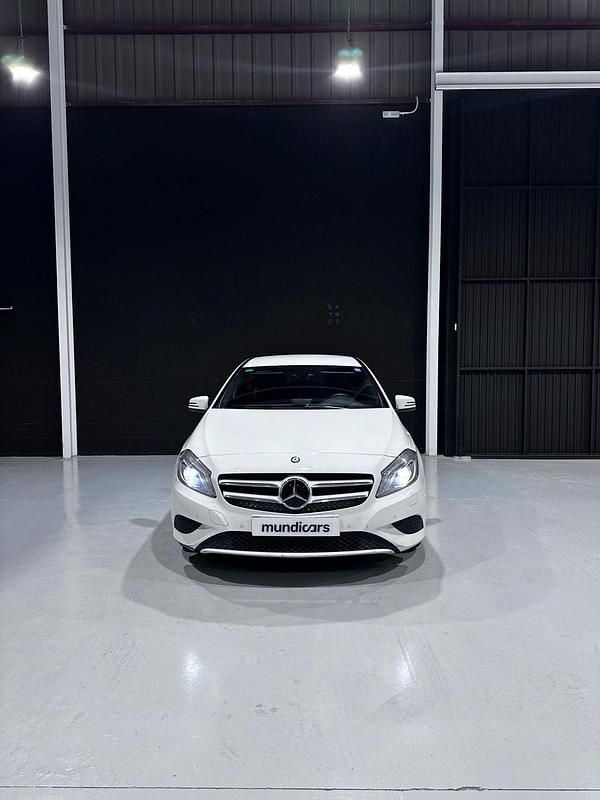 Brugt Mercedes A180 Style 122 HK (89 kW) 2013 Hvid Sedan