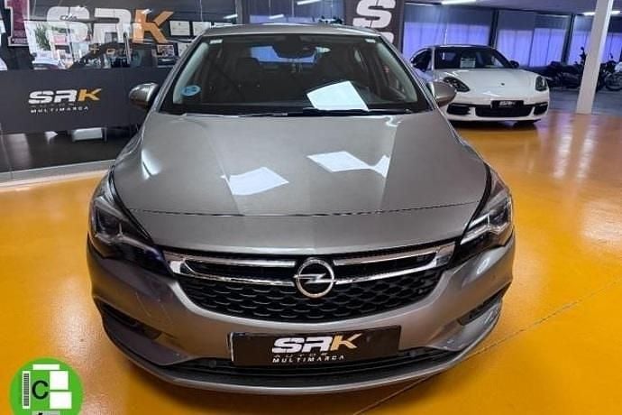 Usado Opel Astra Excellence 110 CV (80 kW) 2016