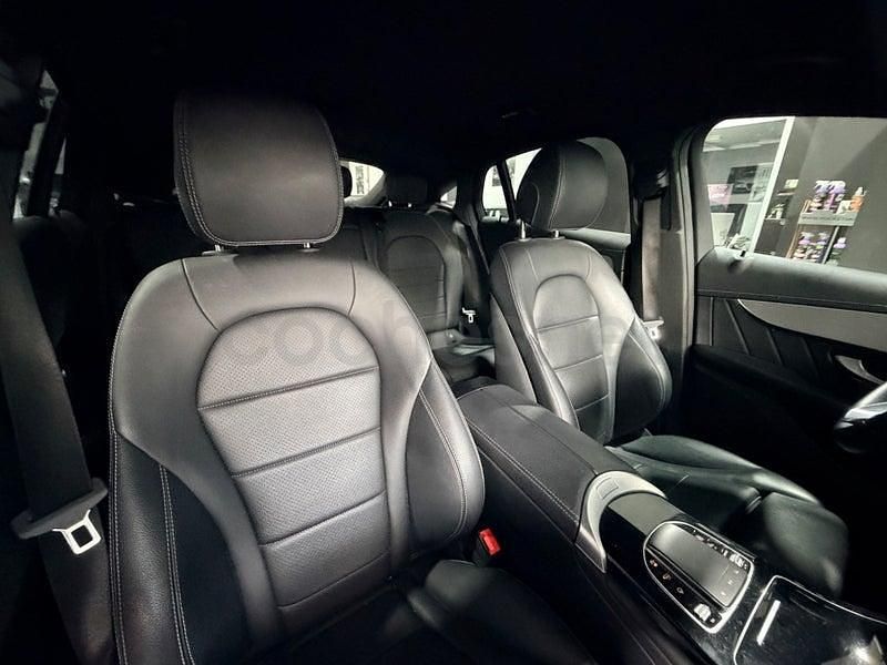 Usado Mercedes GLC300e 320 CV (235 kW) 2022 Negro SUV