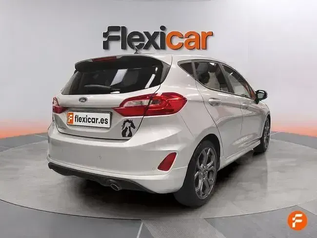 Usado Ford Fiesta ST-Line 95 CV (69 kW) 2021 Gris Utilitario