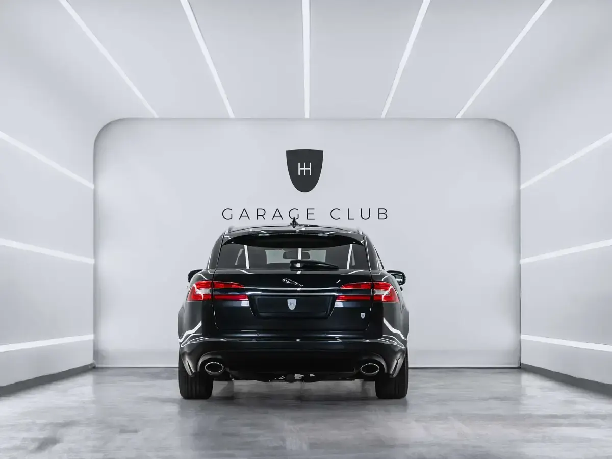 Usado Jaguar XF Luxury 241 CV (177 kW) 2013 Negro Berlina