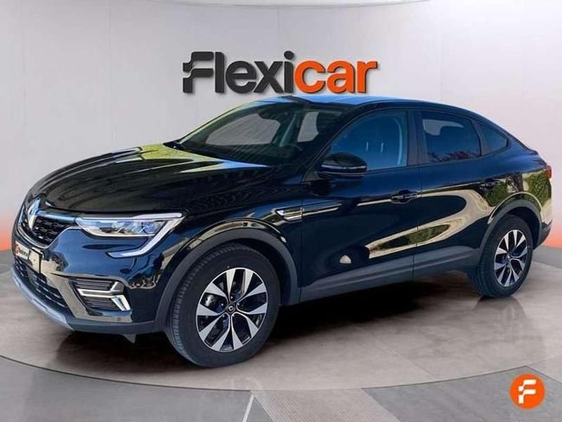 Käytetty Renault Arkana Evolution 140 HP (102 kW) 2023 Musta Katumaasturi