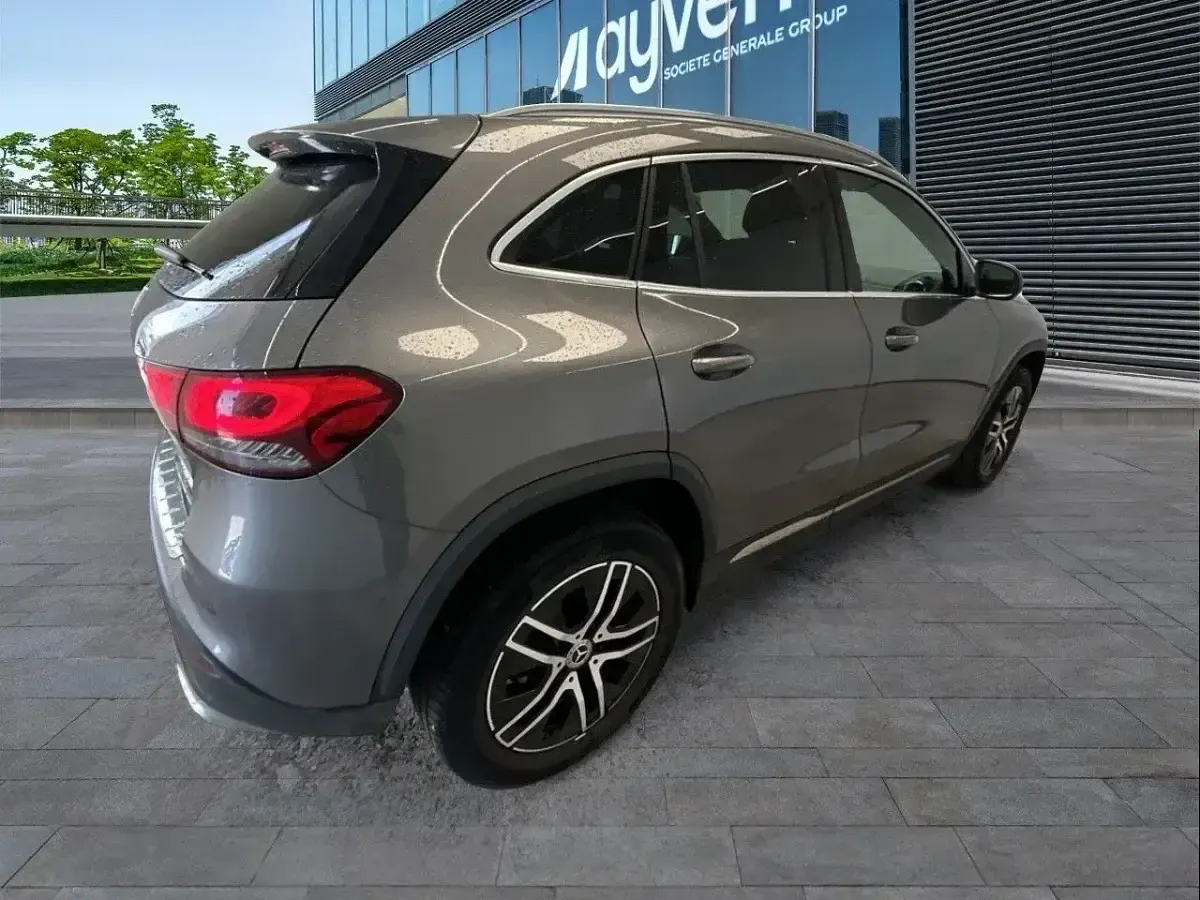 Brugt Mercedes GLA200 150 HK (110 kW) 2023 Grå SUV