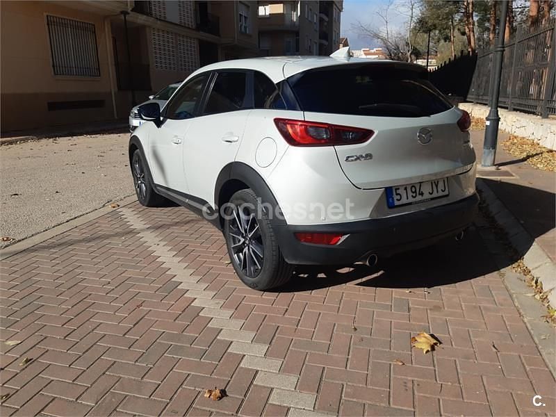 Usado Mazda CX-3 Luxury 105 HP (77 kW) 2017 Cinzento SUV