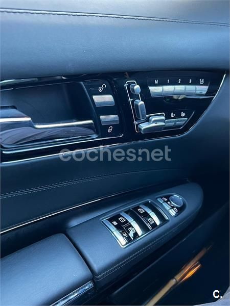 Negro Usado 2009 Mercedes CL63 AMG AMG Coupe | 50.000 € - Imagen 1/4