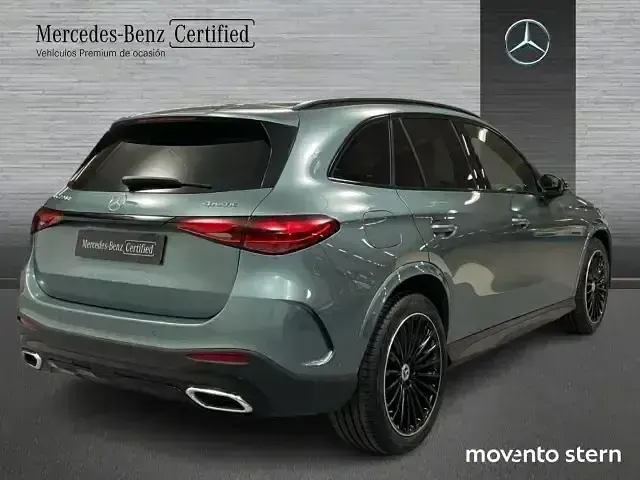Usado Mercedes GLC220 AMG line 197 CV (144 kW) 2025 Verde SUV