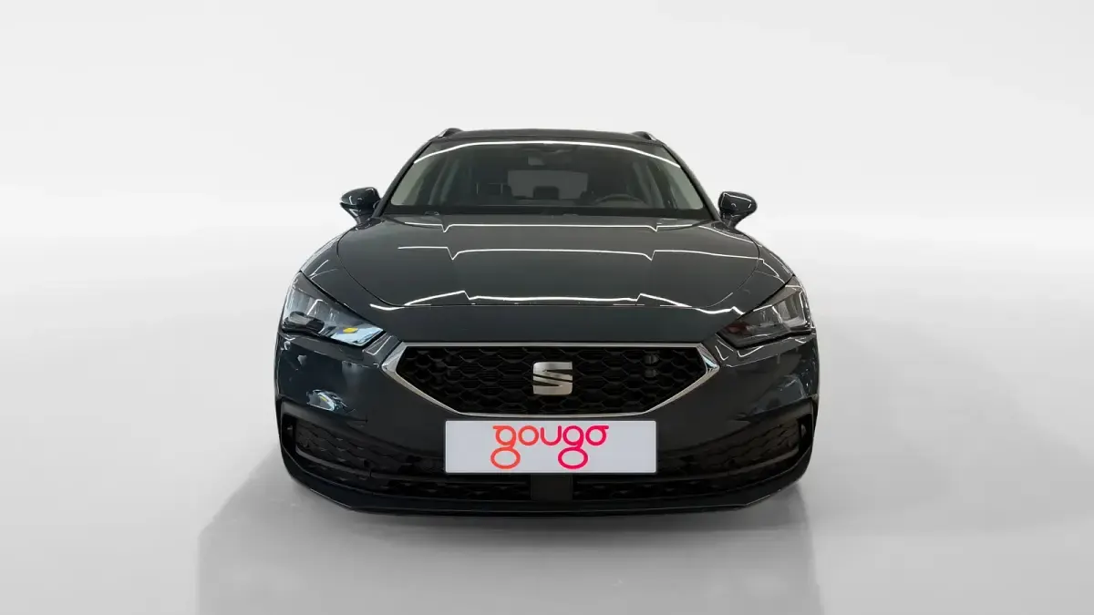 Usado Seat Leon Style 150 CV (110 kW) 2024 Azul Familiar