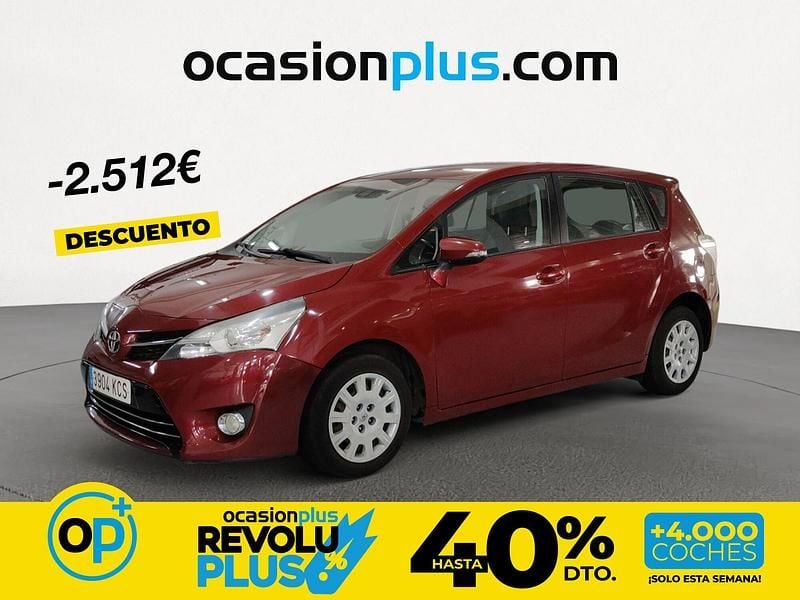 Usado Toyota Verso Business Edition 112 CV (82 kW) 2017 Rojo Monovolumen