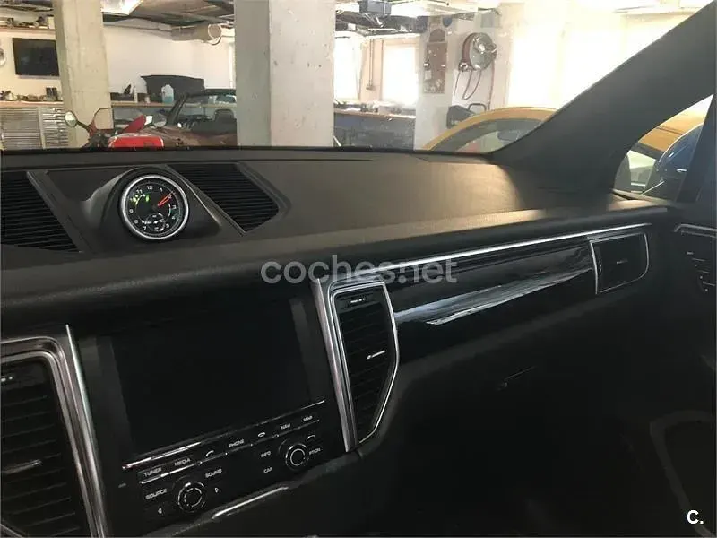 Używany Porsche Macan S 340 KM (250 kW) 2016 Niebieski SUV