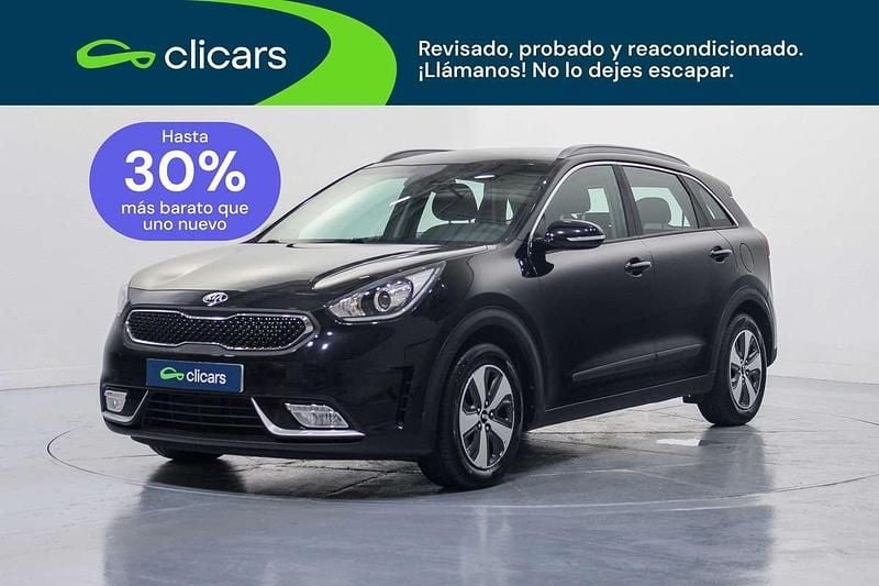 Käytetty Kia Niro 105 HP (77 kW) 2017 Musta Katumaasturi