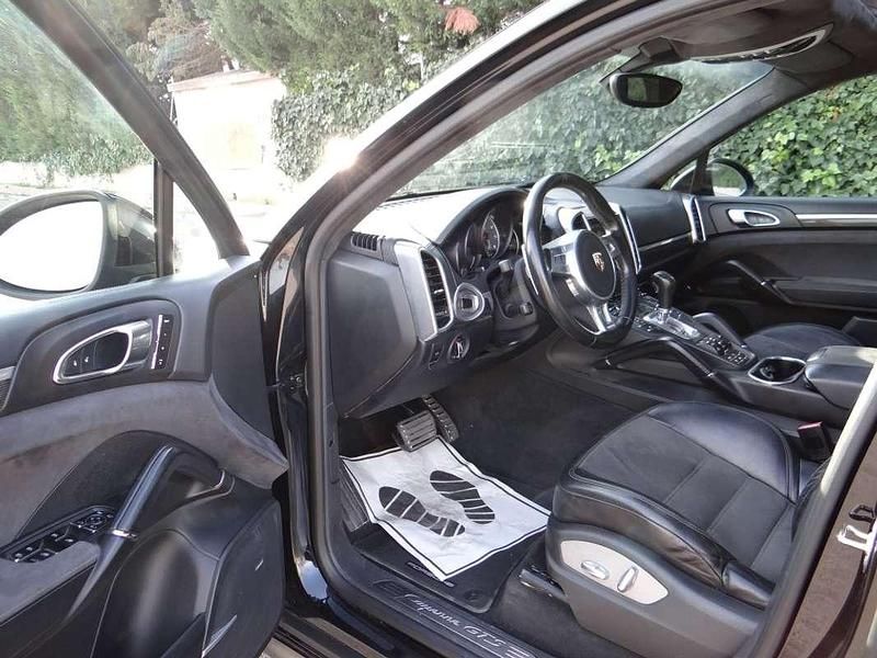 Usado Porsche Cayenne GTS 420 CV (308 kW) 2014 Negro SUV