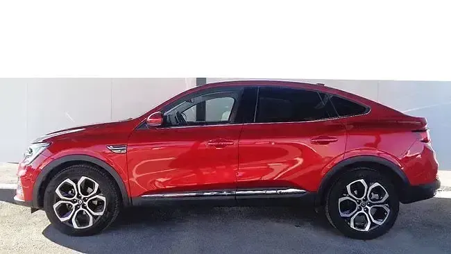 Usado Renault Arkana Zen 145 CV (106 kW) 2022 Rojo SUV