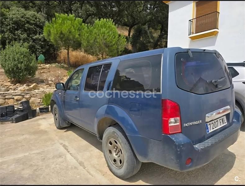 Usado Nissan Pathfinder XE 171 CV (125 kW) 2007 Azul SUV