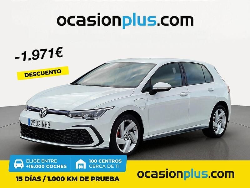 Blanco Usado 2020 VW Golf VIII GTE Berlina | 21.690 € (Buen precio) - Imagen 1/4