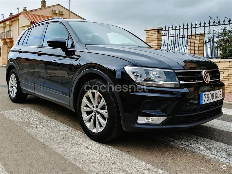 Usado VW Tiguan Edition 150 CV (110 kW) 2017 Negro SUV