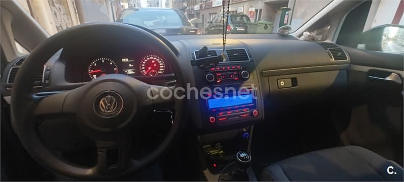 Negro Usado 2011 VW Touran Advance Monovolumen | 7400 € (Precio justo) - Imagen 1/4