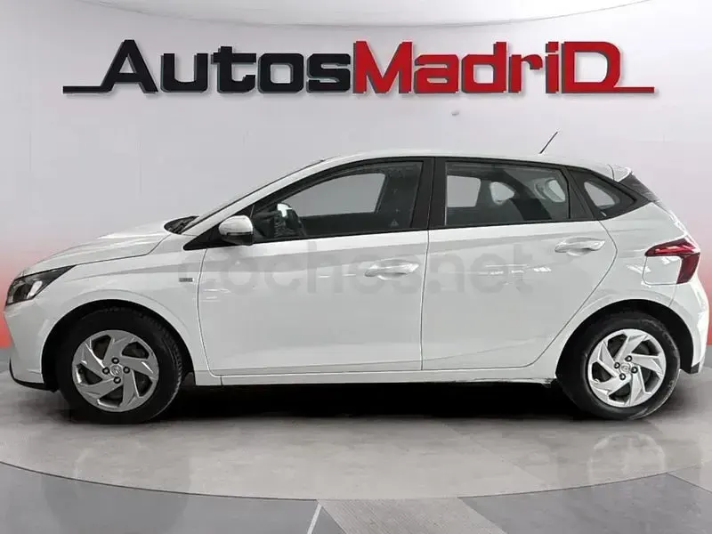 Usado Hyundai i20 100 CV (73 kW) 2021 Blanco Utilitario