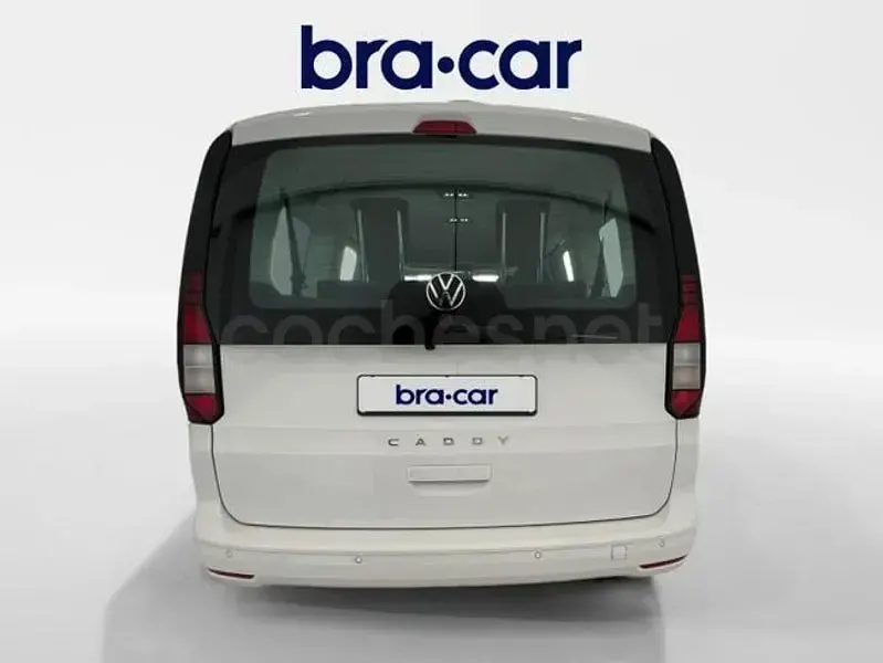 Usado VW Caddy Maxi 122 CV (89 kW) 2024 Blanco Monovolumen