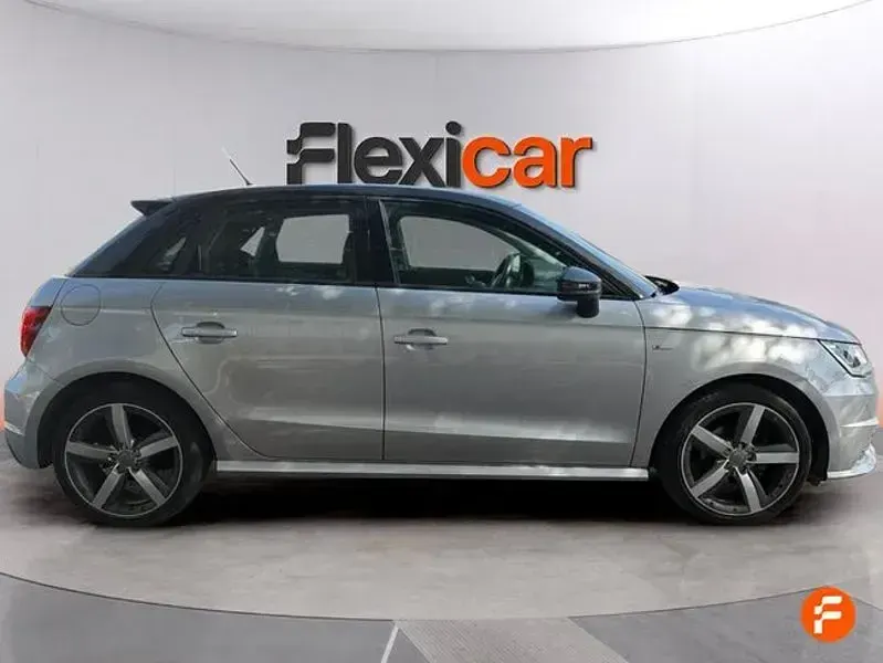 Usado Audi A1 Attraction 95 CV (69 kW) 2015 Gris / plata Utilitario